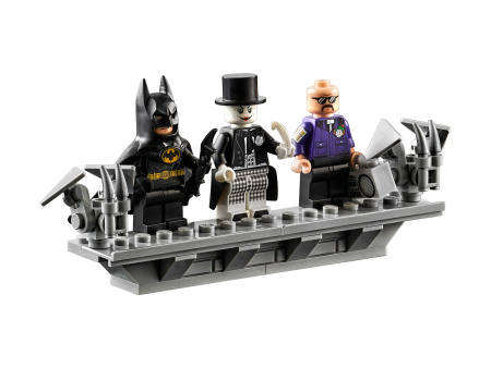 10056